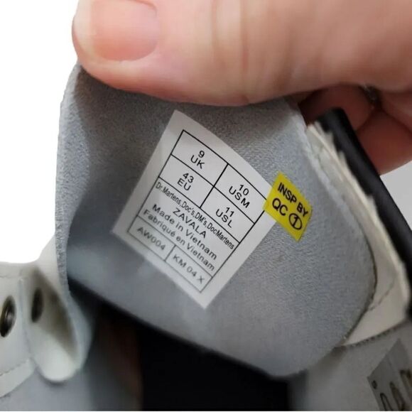 NEW Dr. Martens Zavala T Lamper Combat Boot in White Leather Unisex M 10/W 11 - Picture 12 of 16